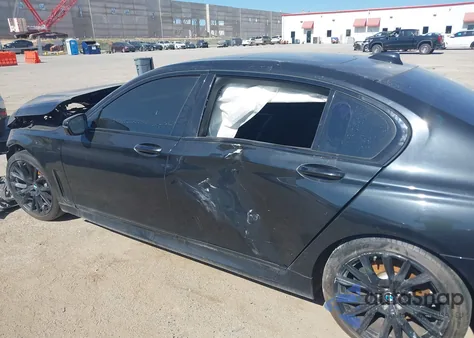 2021 BMW 740I из США, поврежденный, VIN WBA7T2C06MCF16493